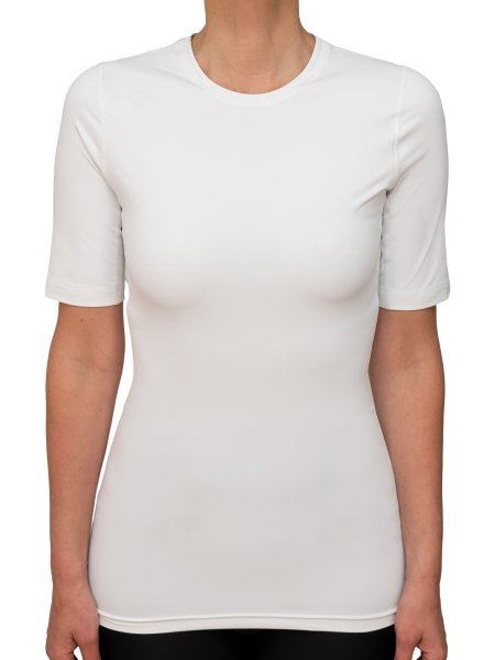 Preview: WOMEN UV Shirt ‘avaro white‘ front view with model 