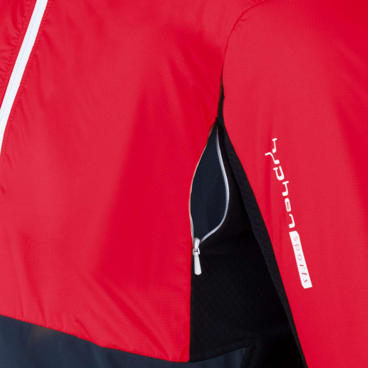 Riffel Women Hybrid Jacket close-up view 1 