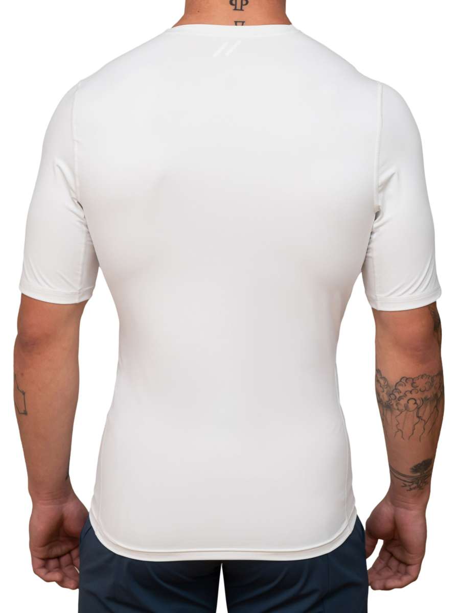 MEN UV Shirt ‘avaro white‘ back view with model 