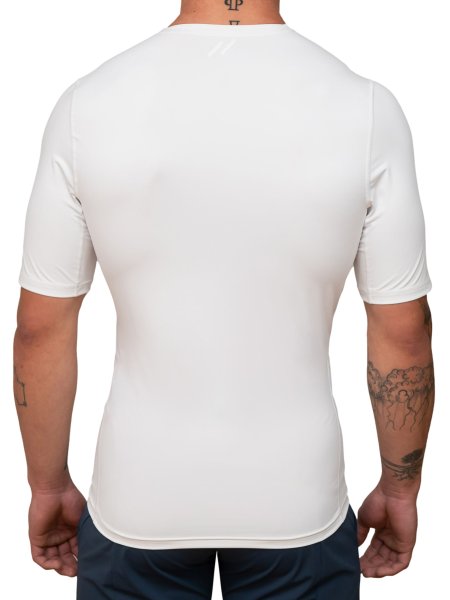 Preview: MEN UV Shirt ‘avaro white‘ back view with model 