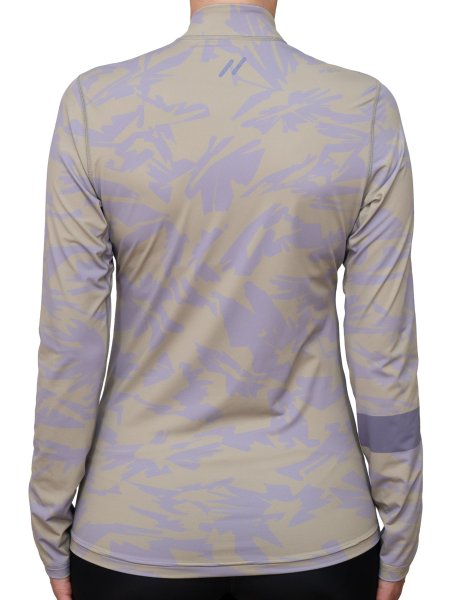 Preview: WOMEN UV Langarmshirt ‘ha'akili fiona‘ back view with model 