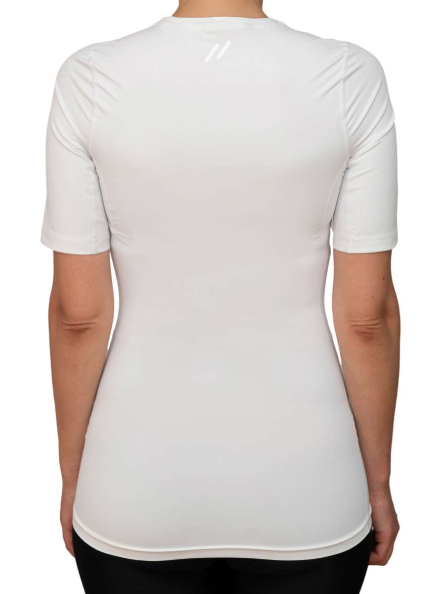 WOMEN UV Shirt ‘avaro white‘ back view with model 