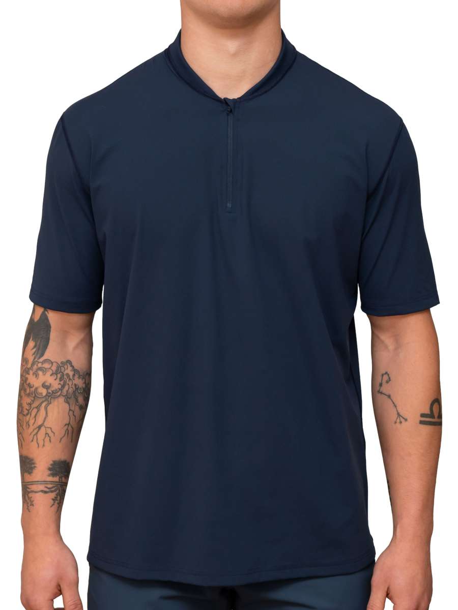 MEN UV Shirt ‘qamea code zero‘ front view with model 