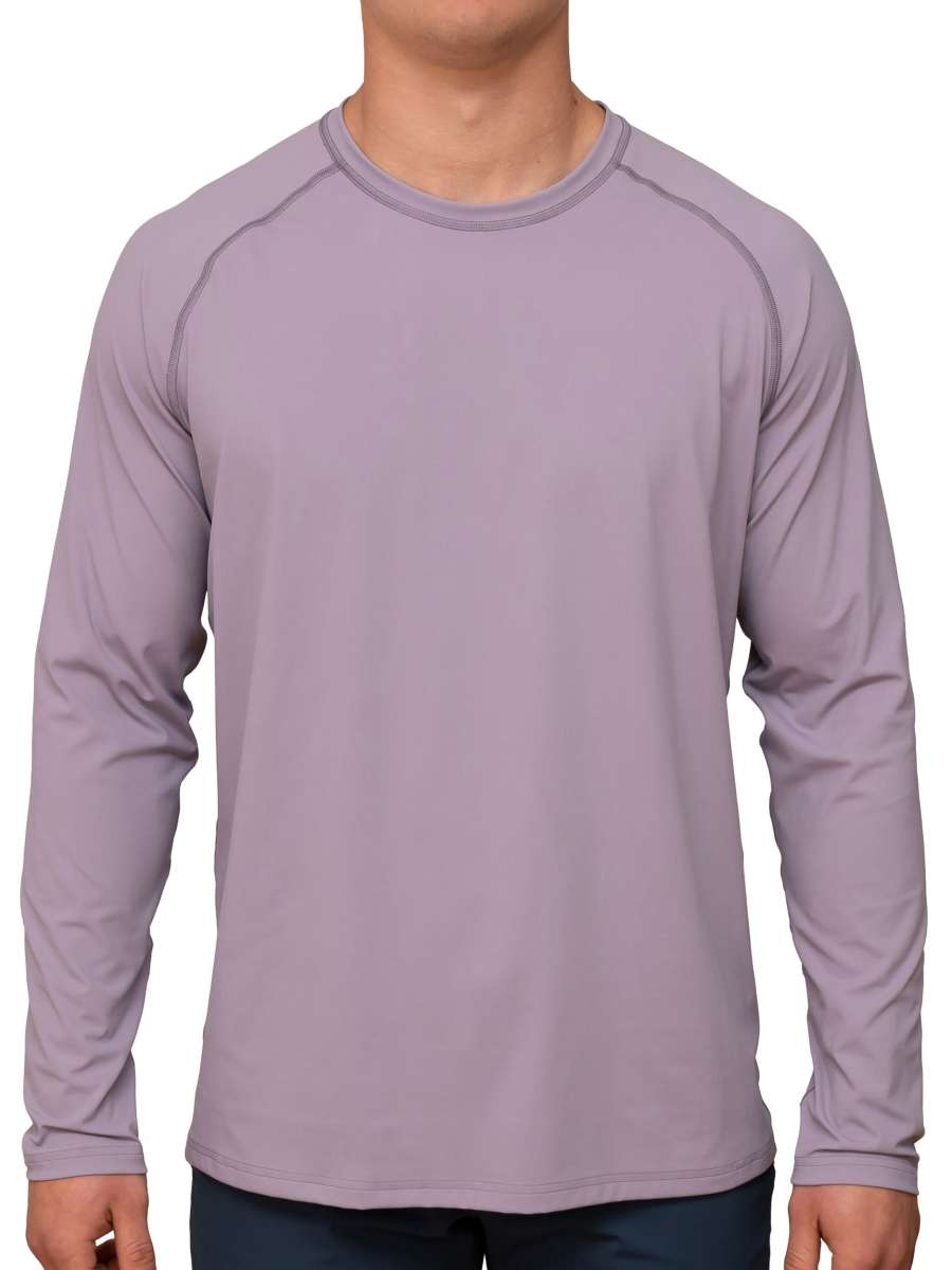 MEN UV Langarmshirt ‘coni purple ash‘ front view with model 