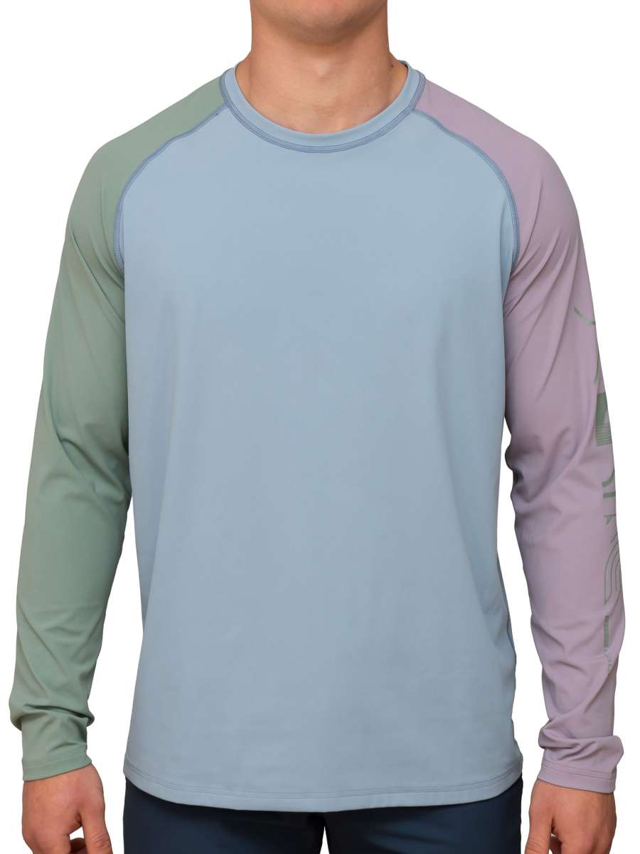 MEN UV Shirt ‘veya‘ front view with model 