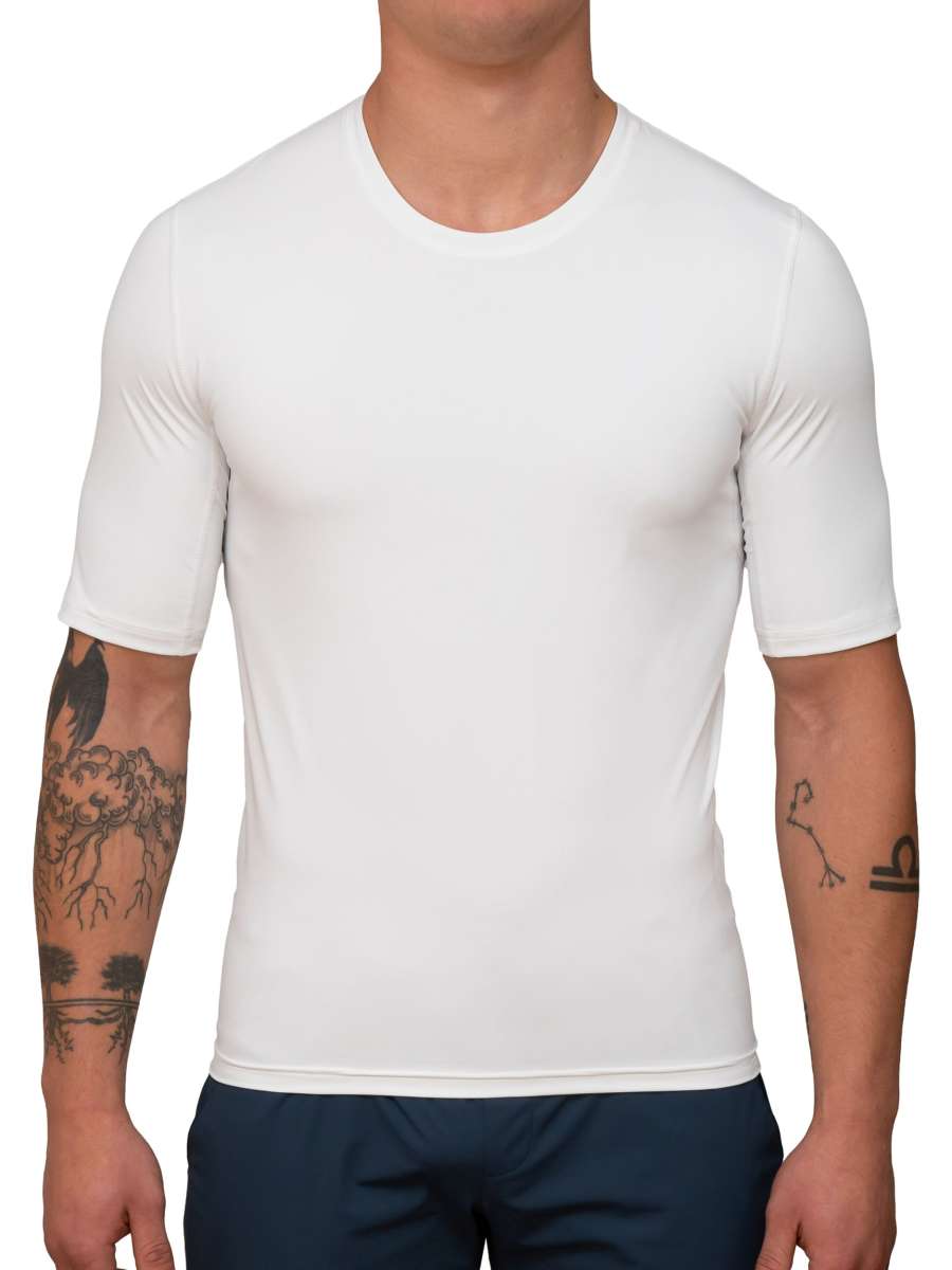 MEN UV Shirt ‘avaro white‘ front view with model 
